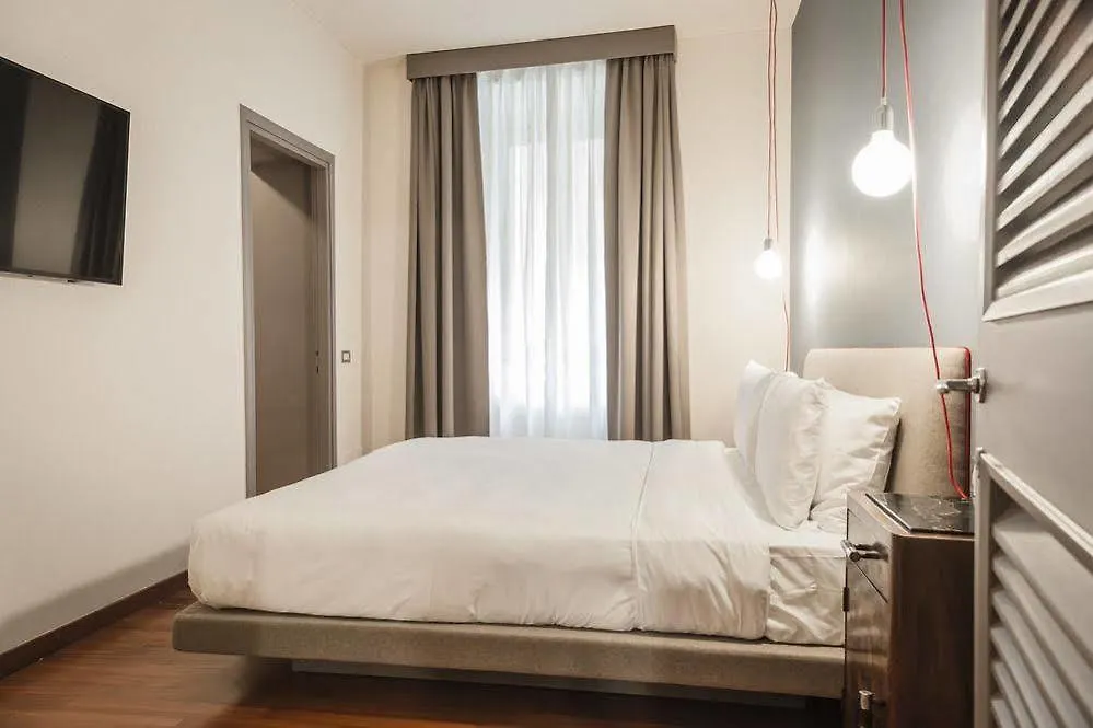 Brera Apartments In San Babila ミラノ