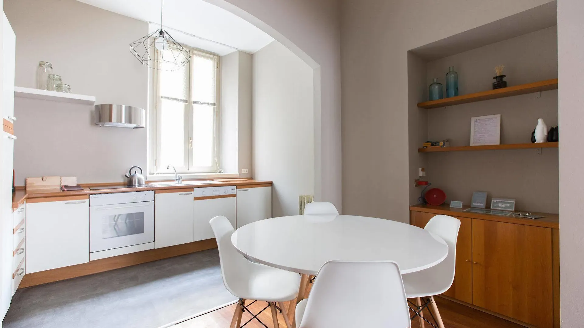 Brera Apartments In San Babila ミラノ